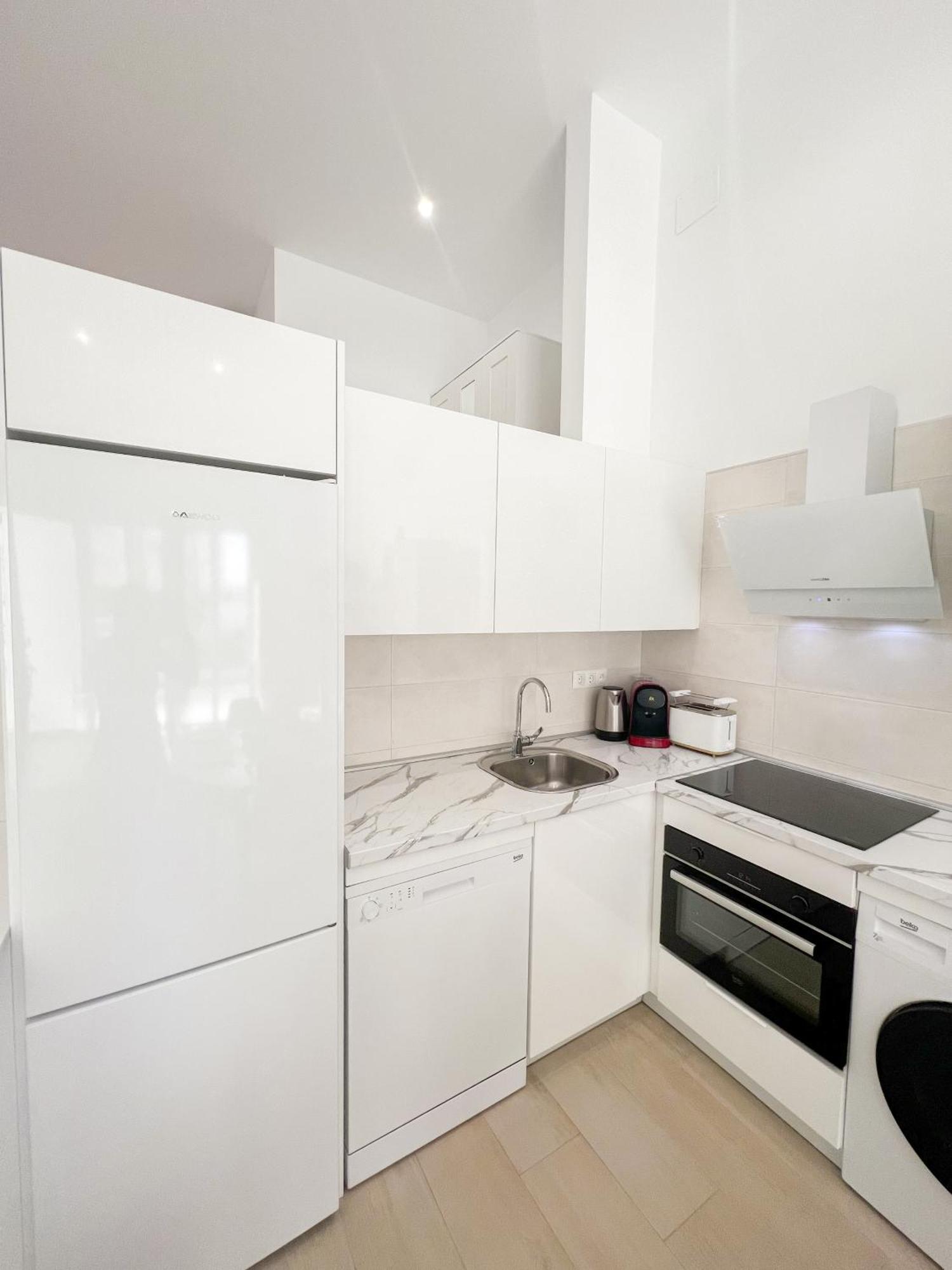Apartamento Cozy And Modern Family Flat Carihuela Torremolinos Exterior foto