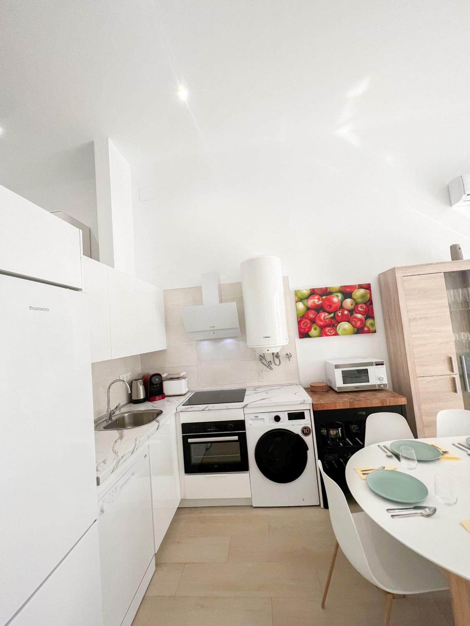 Apartamento Cozy And Modern Family Flat Carihuela Torremolinos Exterior foto