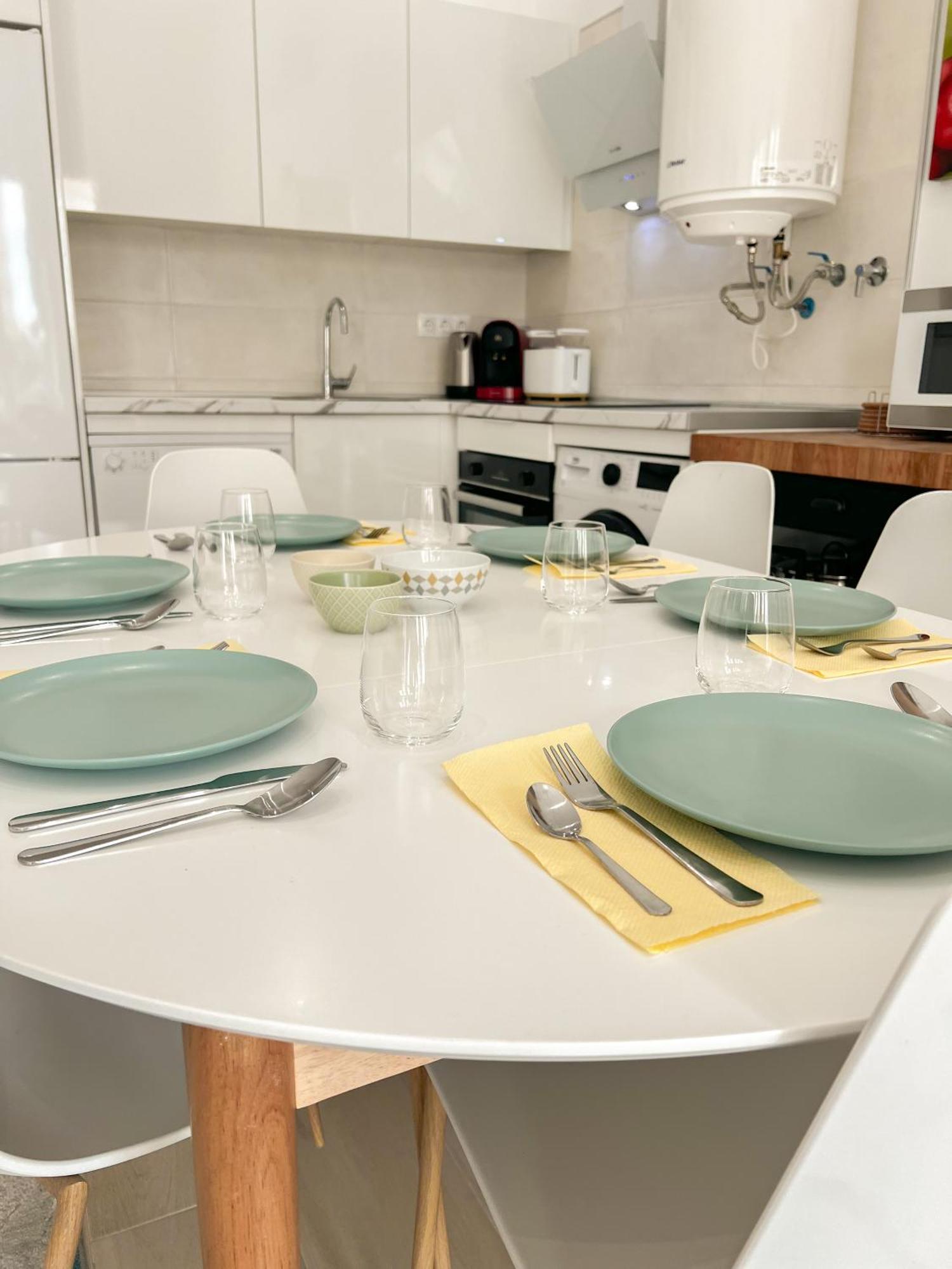 Apartamento Cozy And Modern Family Flat Carihuela Torremolinos Exterior foto