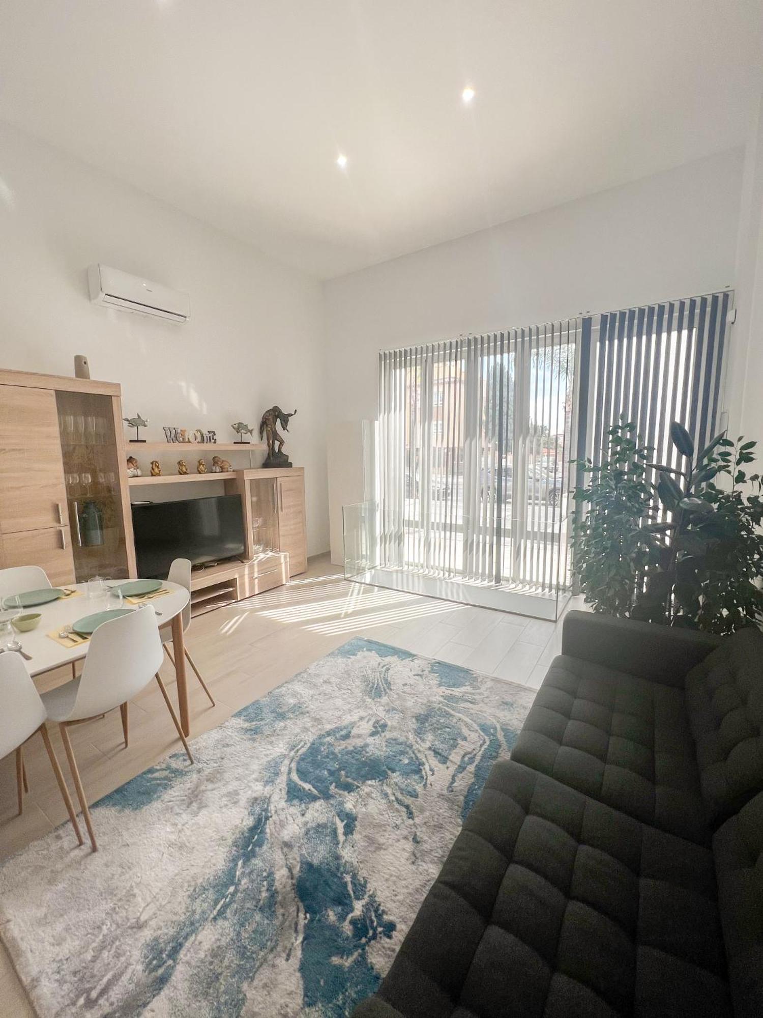Apartamento Cozy And Modern Family Flat Carihuela Torremolinos Exterior foto